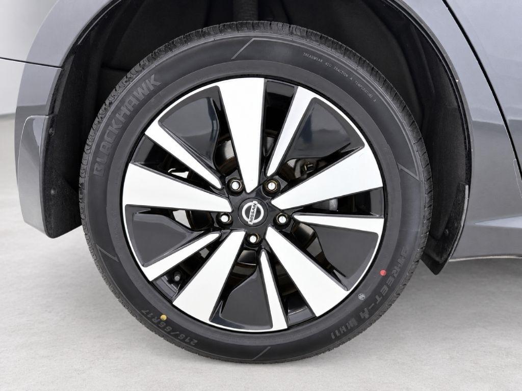 Nissan Altima 2.5 SV AWD 2022