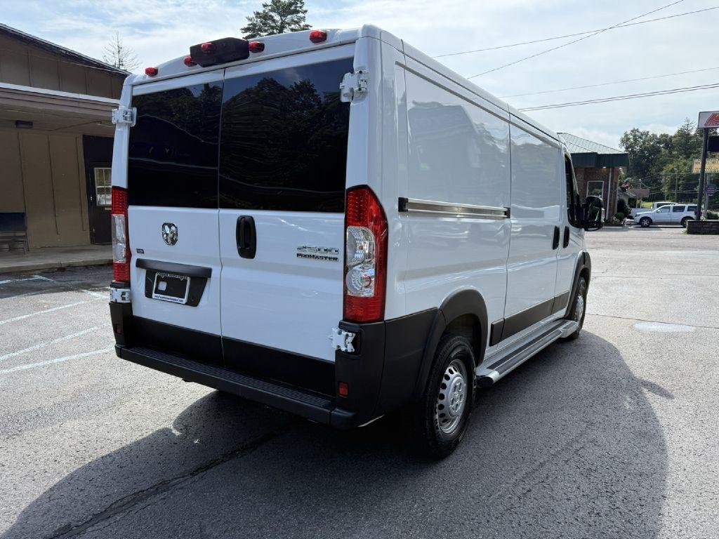 RAM Promaster 2500 Low Roof 2025