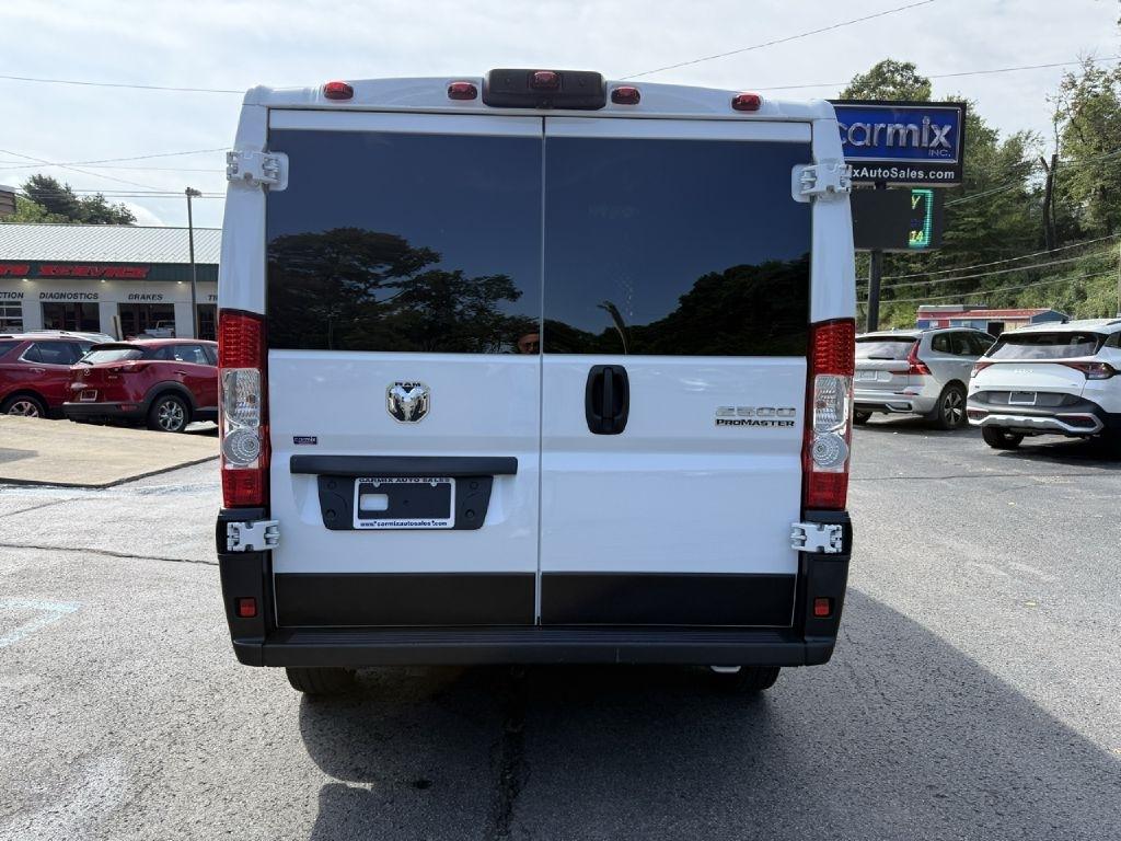 RAM Promaster 2500 Low Roof 2025