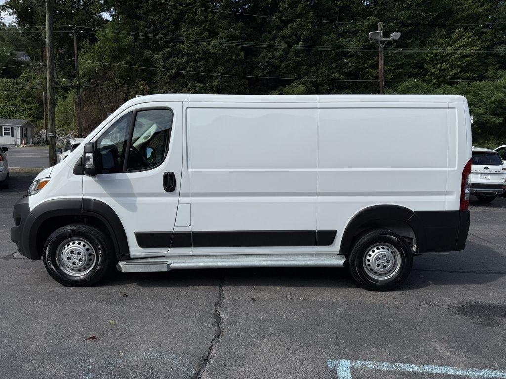 RAM Promaster 2500 Low Roof 2025