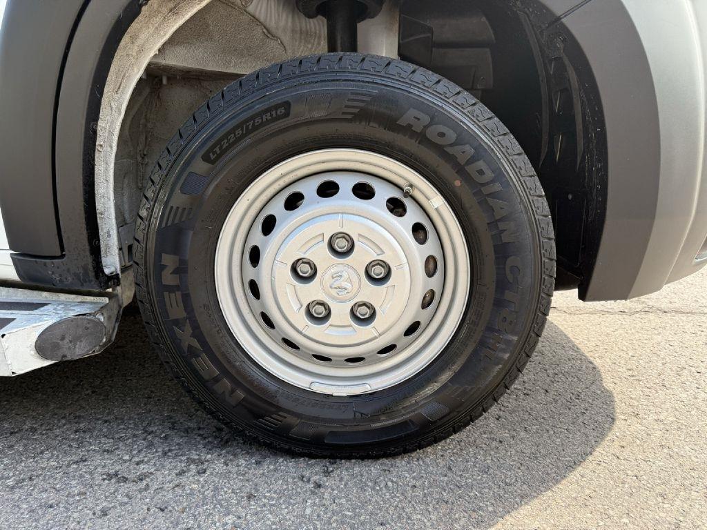 RAM Promaster 2500 Low Roof 2025