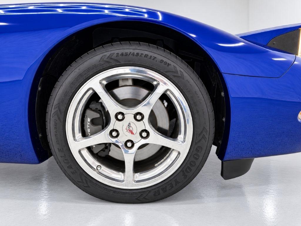 Chevrolet Corvette Convertible 2004