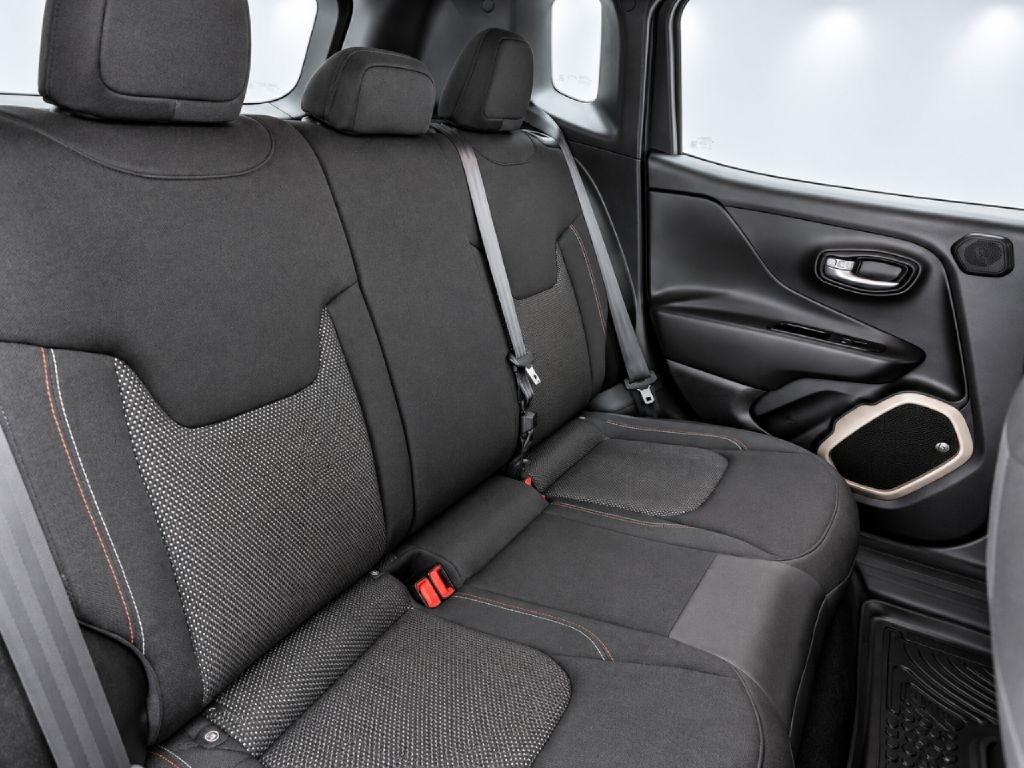 Jeep Renegade Latitude 4WD 2016