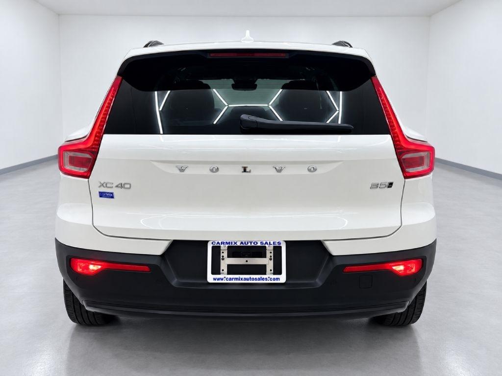 Volvo XC40 B5 Core AWD 2024