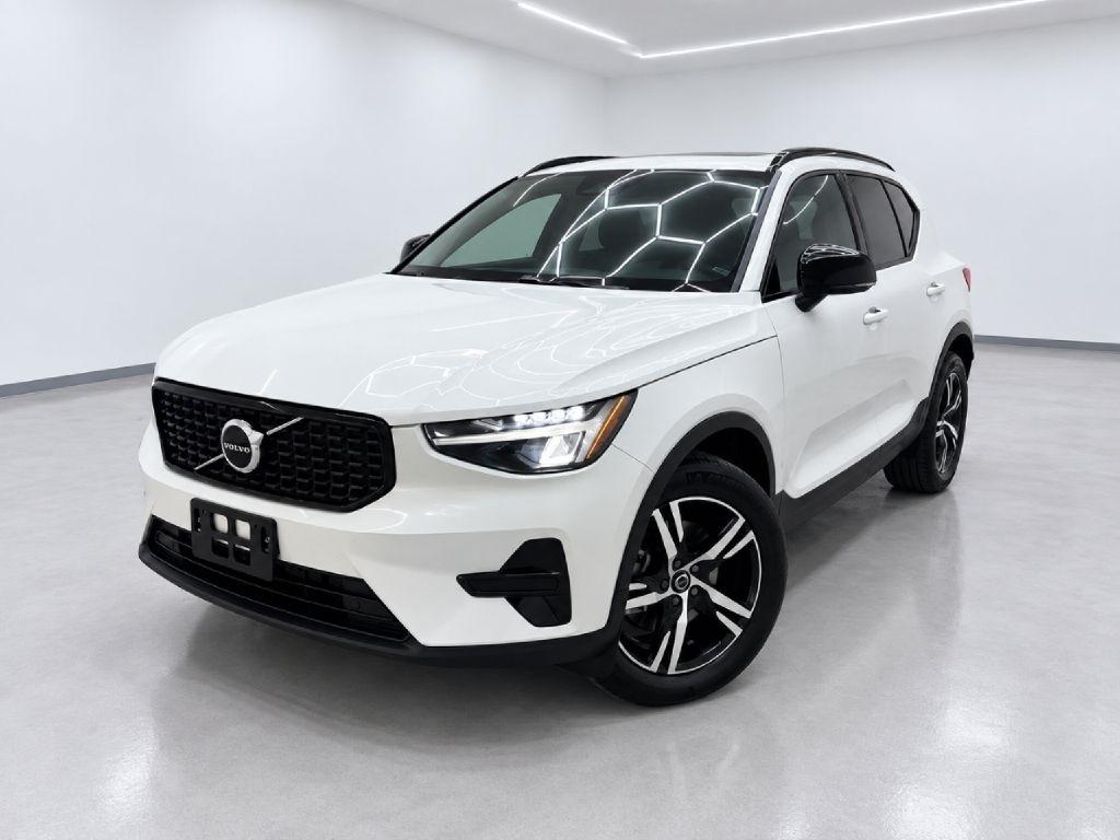 Volvo XC40 B5 Core AWD 2024