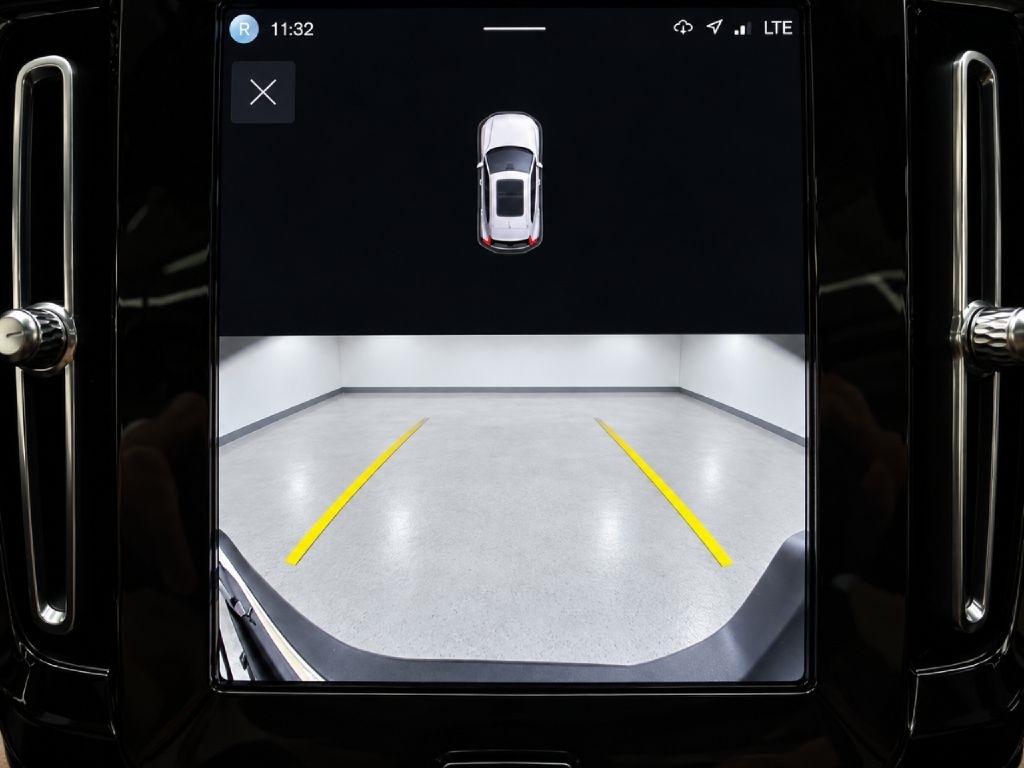 Volvo XC40 B5 Core AWD 2024