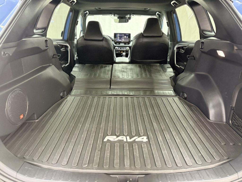 Toyota RAV4 Hybrid XSE 2024