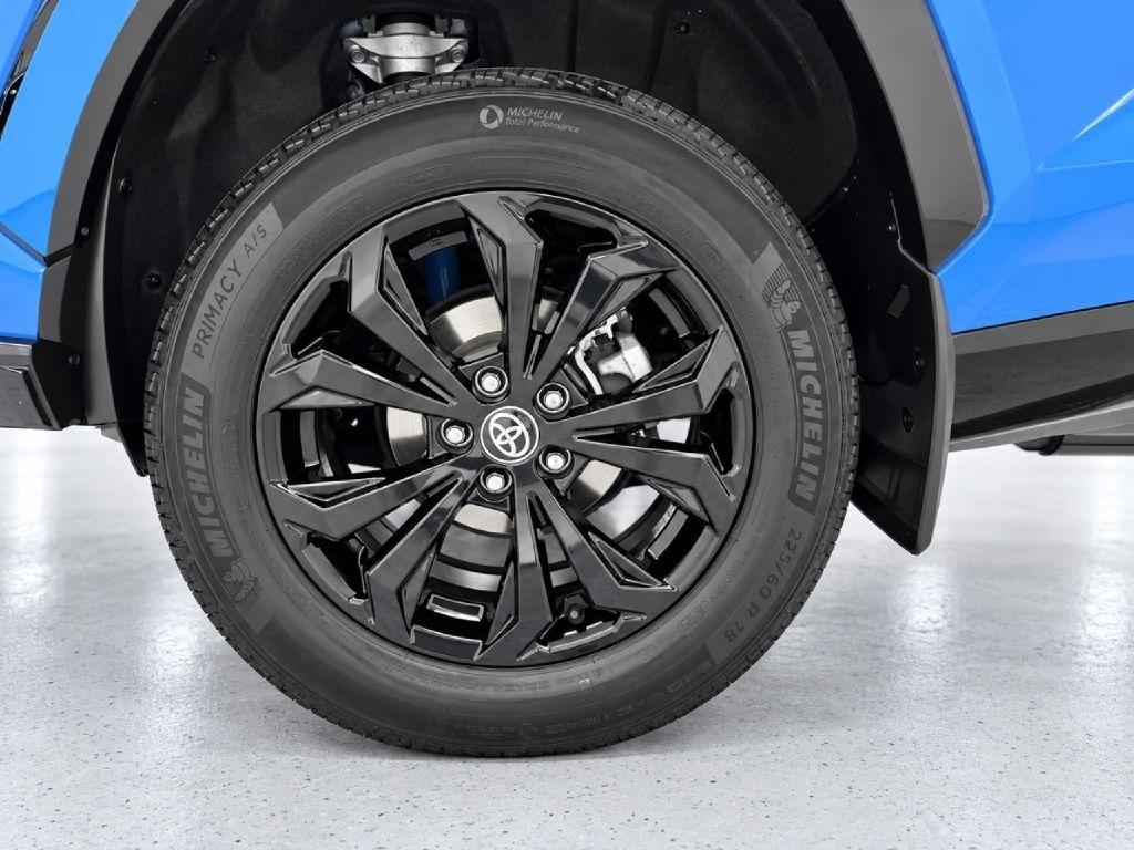 Toyota RAV4 Hybrid XSE 2024