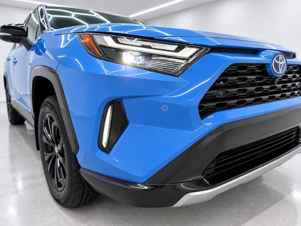 Toyota RAV4 Hybrid XSE 2024