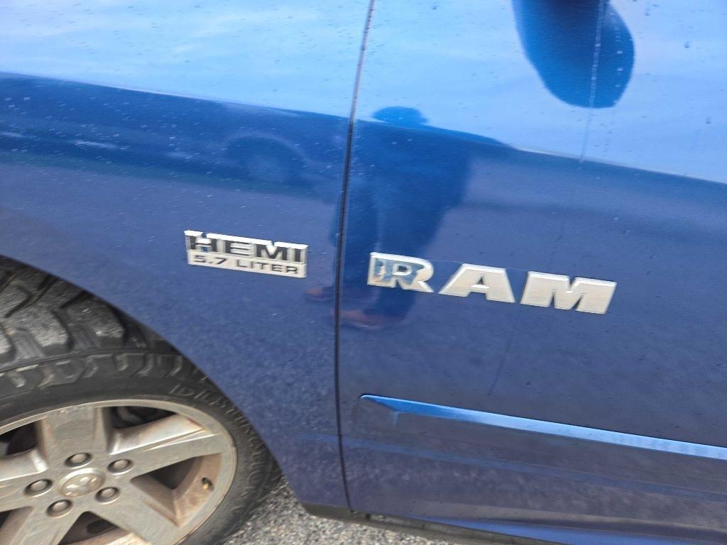 RAM 1500 ST Quad Cab 4WD 2010