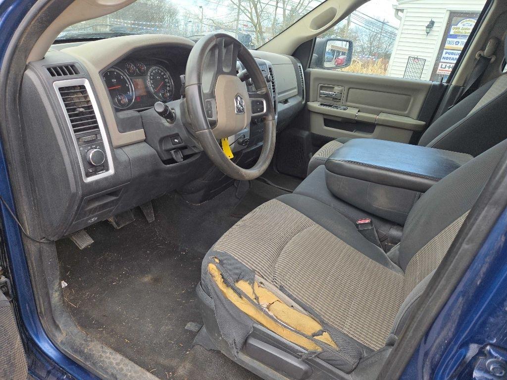 RAM 1500 ST Quad Cab 4WD 2010