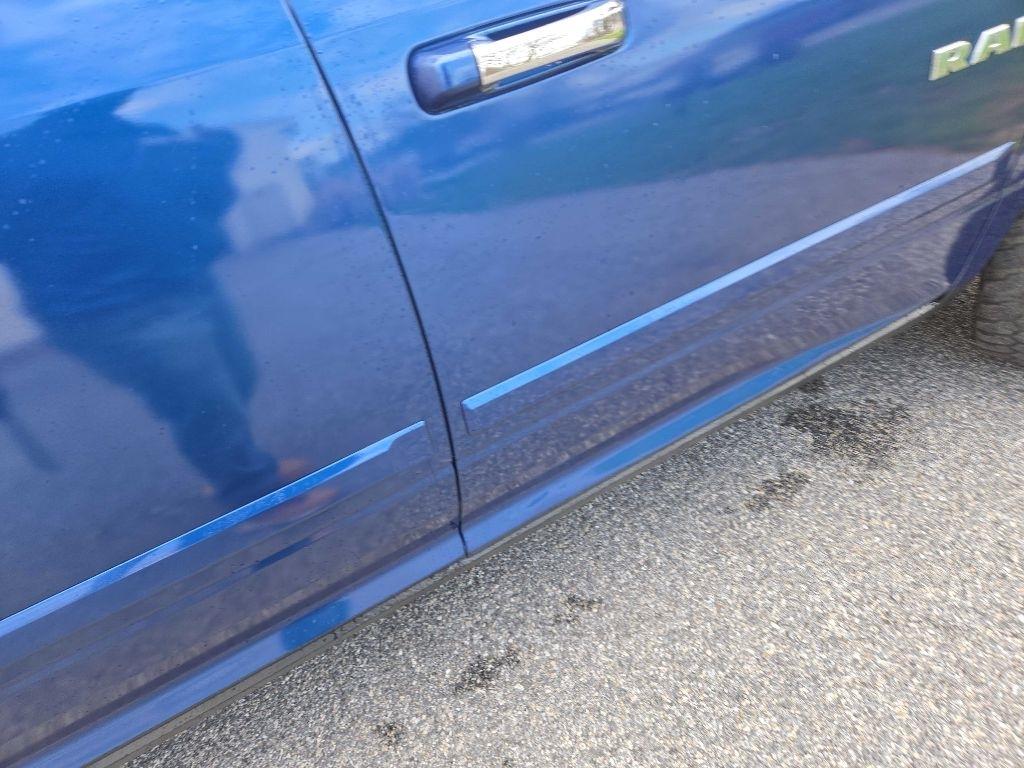 RAM 1500 ST Quad Cab 4WD 2010