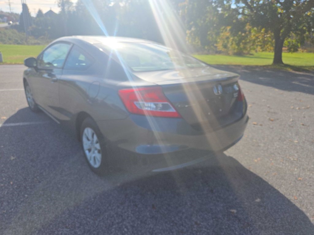 Honda Civic LX Coupe 5-Speed AT 2012 Honda Civic LX Coupe 5-Speed AT 2012
