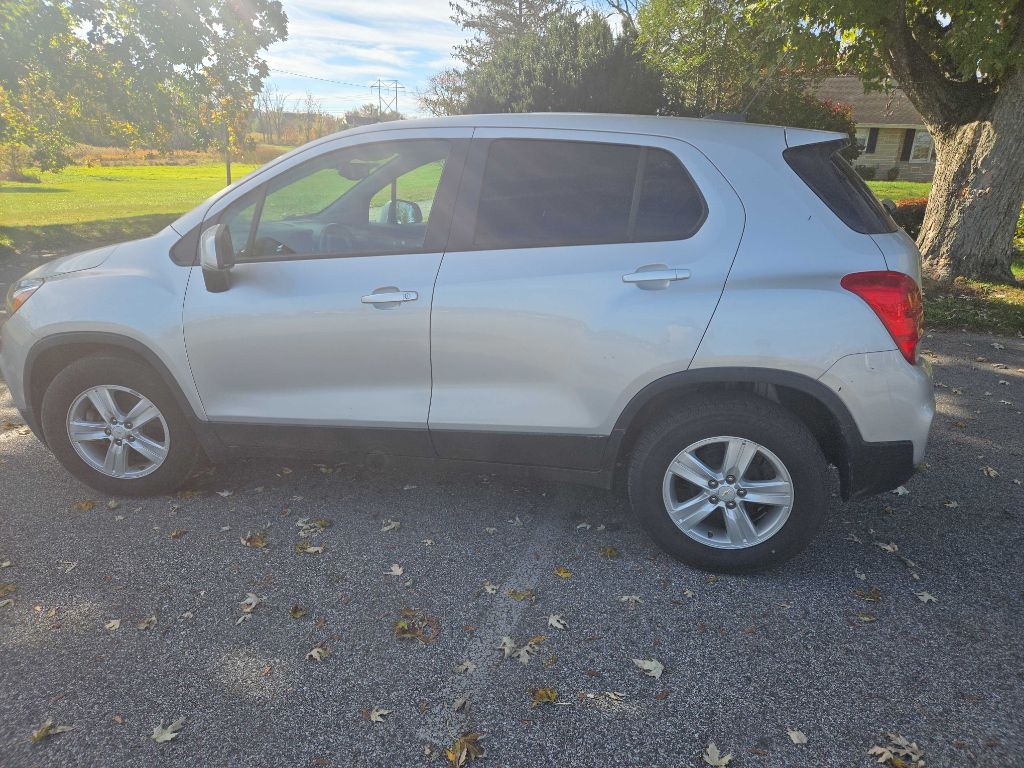 Chevrolet Trax LS FWD 2021 Chevrolet Trax LS FWD 2021