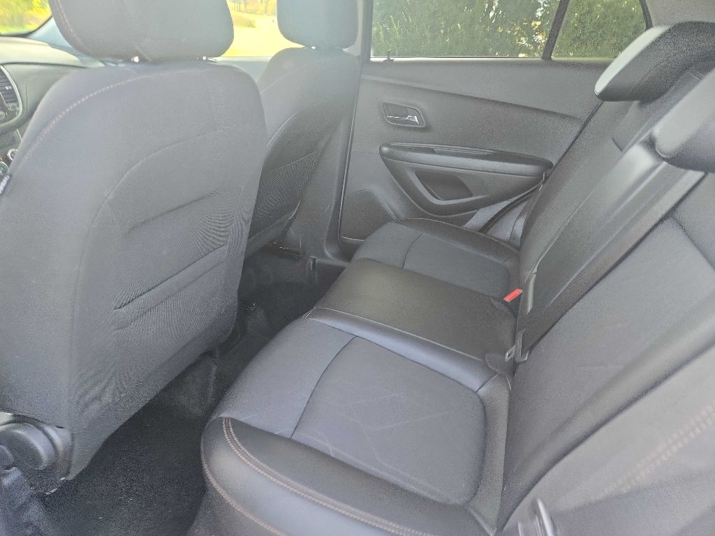 Chevrolet Trax LS FWD 2021 Chevrolet Trax LS FWD 2021