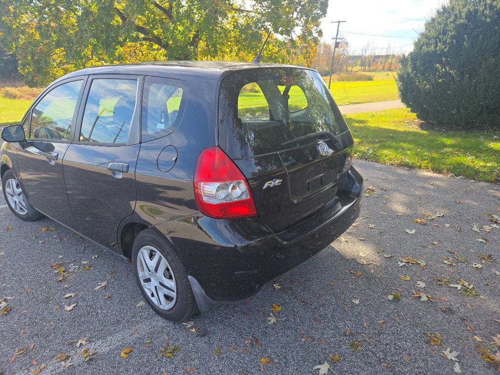 Honda Fit 5-Speed AT 2008 Honda Fit 5-Speed AT 2008