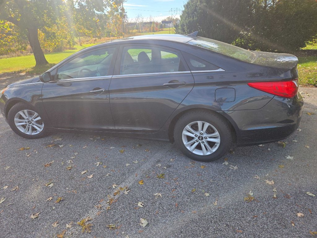 Hyundai Sonata GLS Auto 2011 Hyundai Sonata GLS Auto 2011