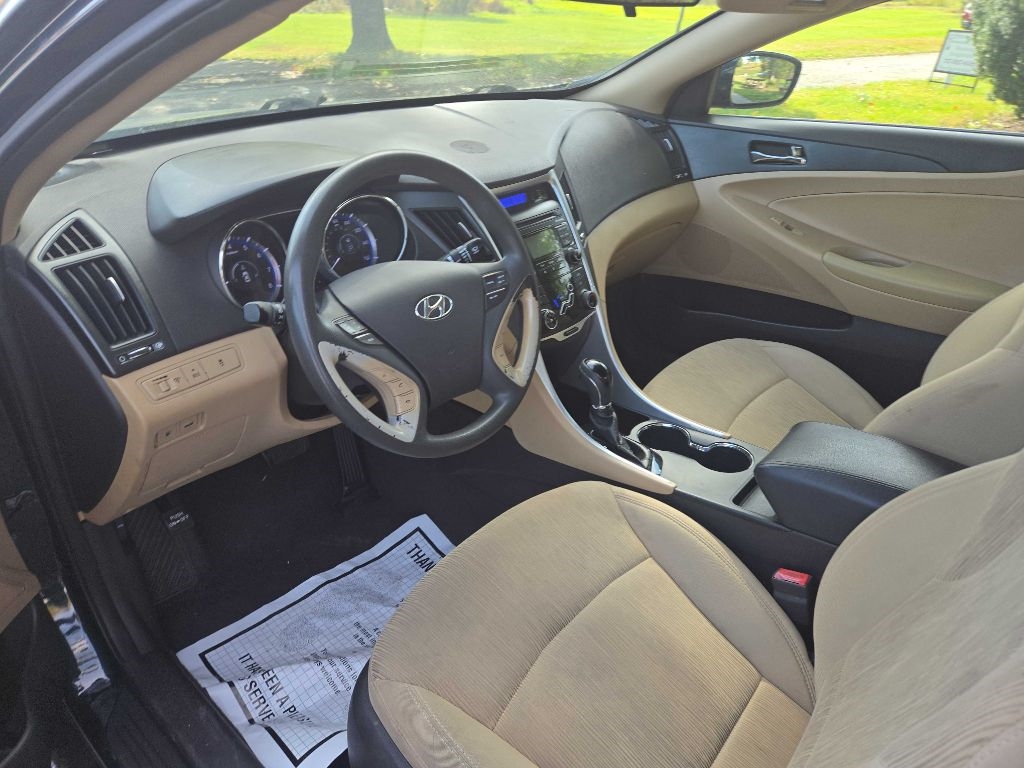 Hyundai Sonata GLS Auto 2011 Hyundai Sonata GLS Auto 2011