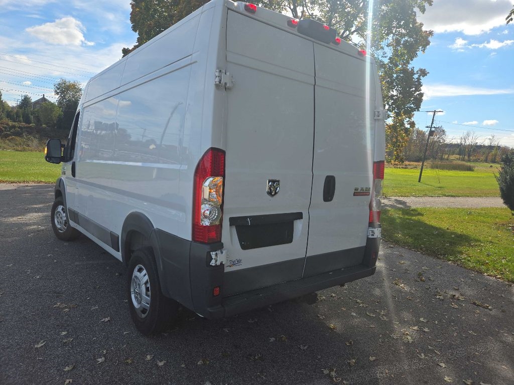 RAM Promaster 1500 High Roof Tradesman 136-in. WB 2016 RAM Promaster 1500 High Roof Tradesman 136-in. WB 2016