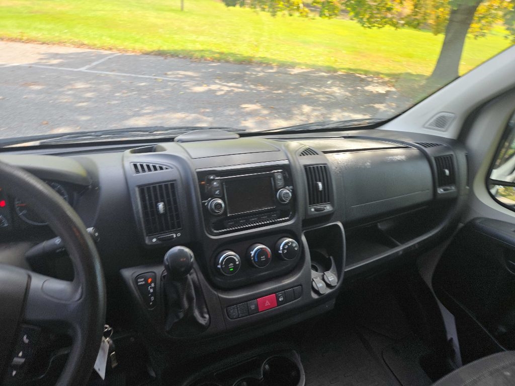 RAM Promaster 1500 High Roof Tradesman 136-in. WB 2016 RAM Promaster 1500 High Roof Tradesman 136-in. WB 2016