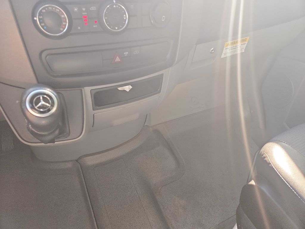 Mercedes-Benz Sprinter 3500 170-in. WB 2016 Mercedes-Benz Sprinter 3500 170-in. WB 2016