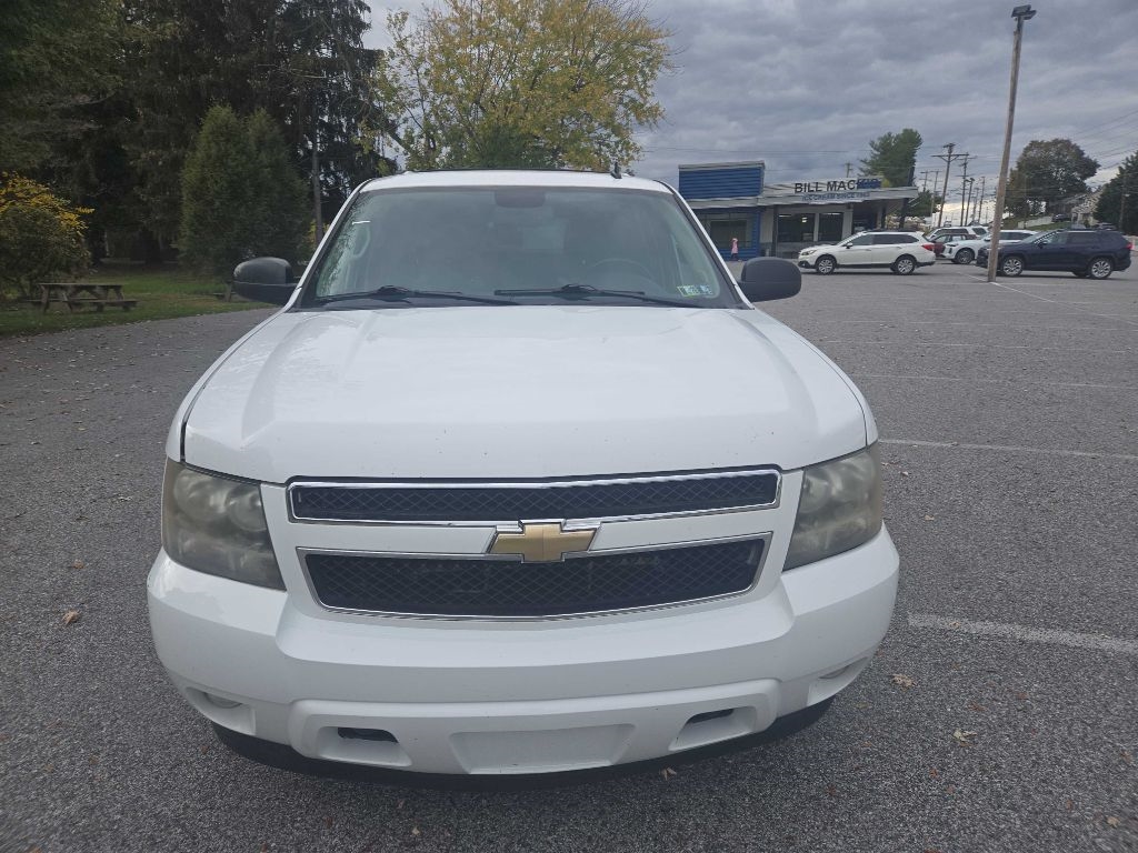Chevrolet Suburban LT 1500 4WD 2011 Chevrolet Suburban LT 1500 4WD 2011