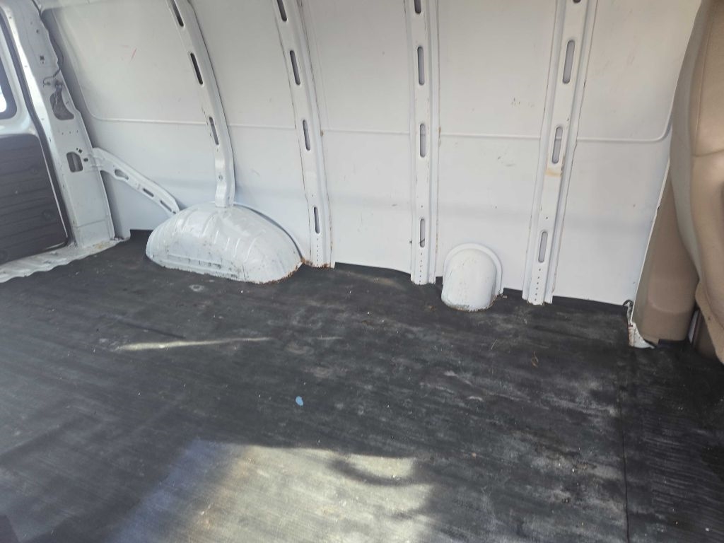 Chevrolet Express 1500 Cargo 2004