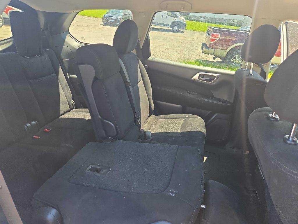 Nissan Pathfinder S 4WD 2016