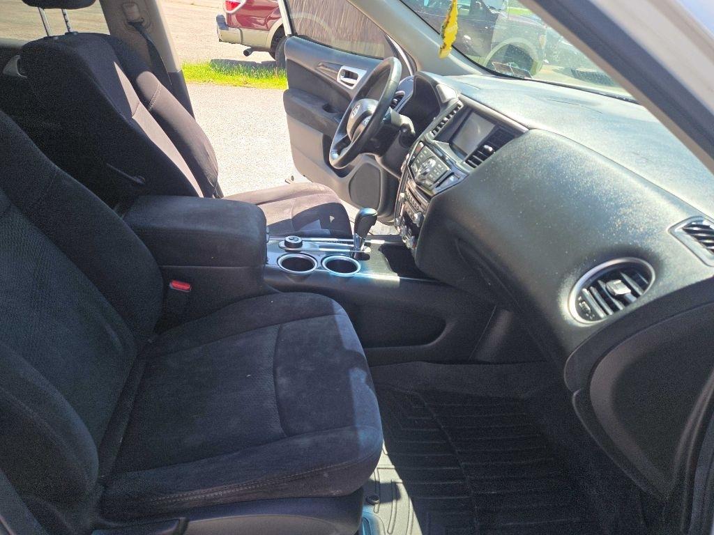 Nissan Pathfinder S 4WD 2016