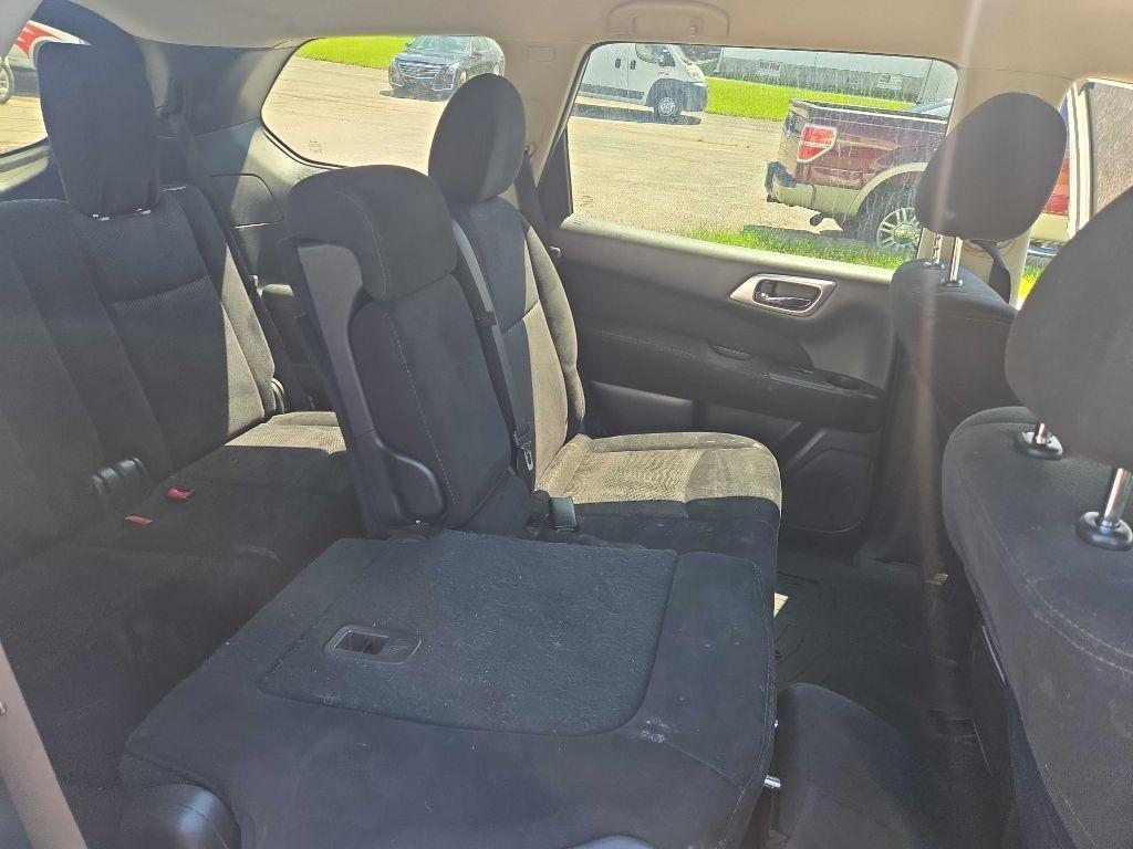 Nissan Pathfinder S 4WD 2016