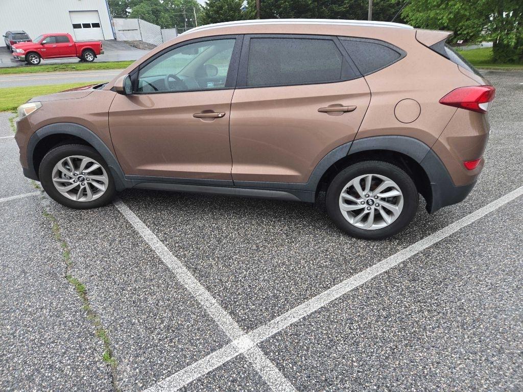 Hyundai Tucson SE w/Popular Package AWD 2016