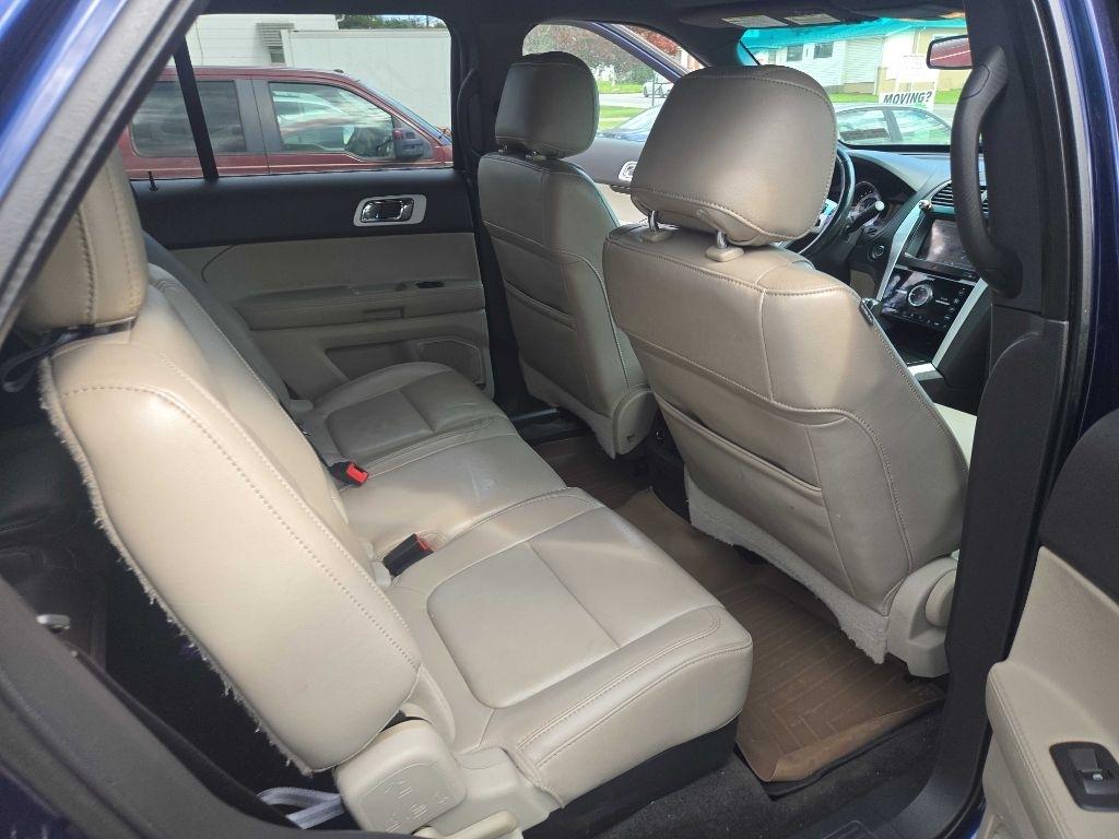 Ford Explorer Limited 4WD 2011