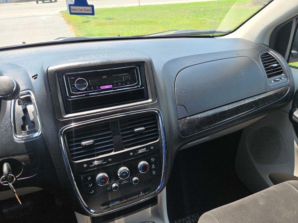 Dodge Grand Caravan SXT 2012