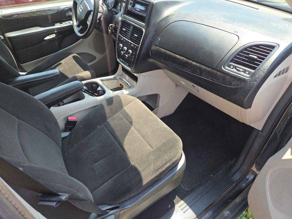 Dodge Grand Caravan SXT 2012