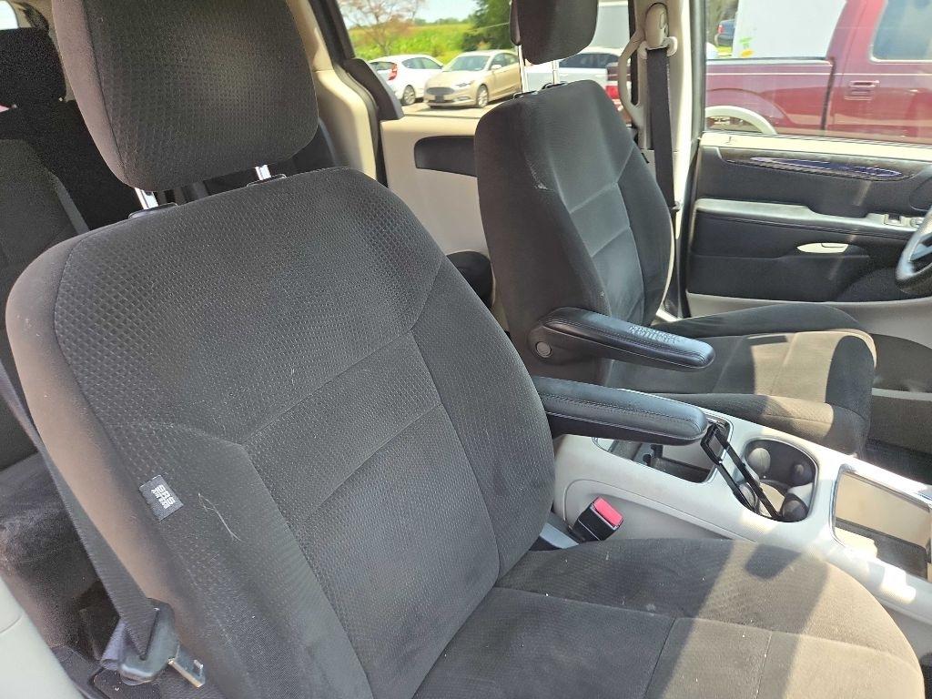 Dodge Grand Caravan SXT 2012