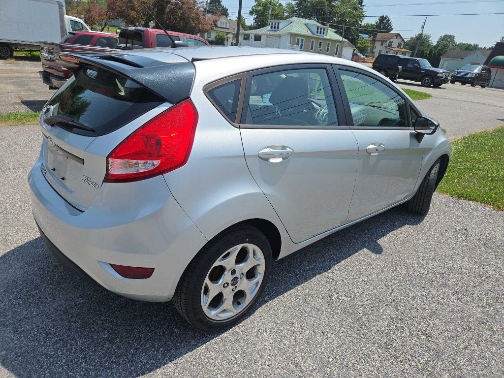 Ford Fiesta Titanium Hatchback 2013