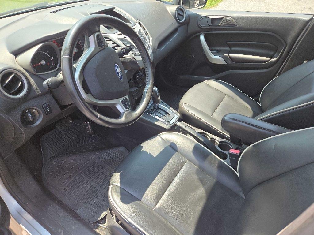 Ford Fiesta Titanium Hatchback 2013