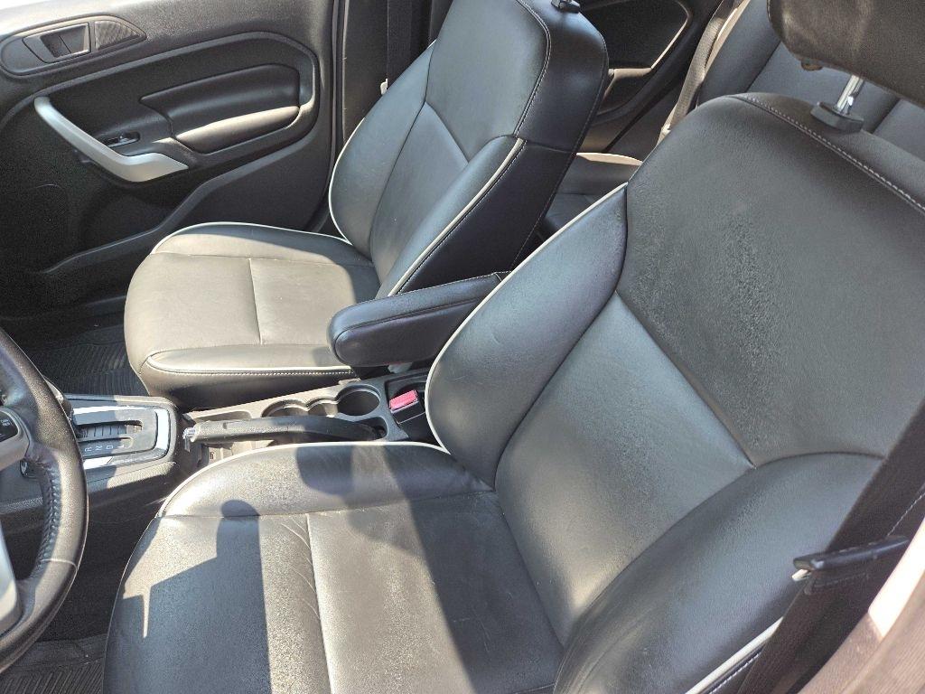 Ford Fiesta Titanium Hatchback 2013