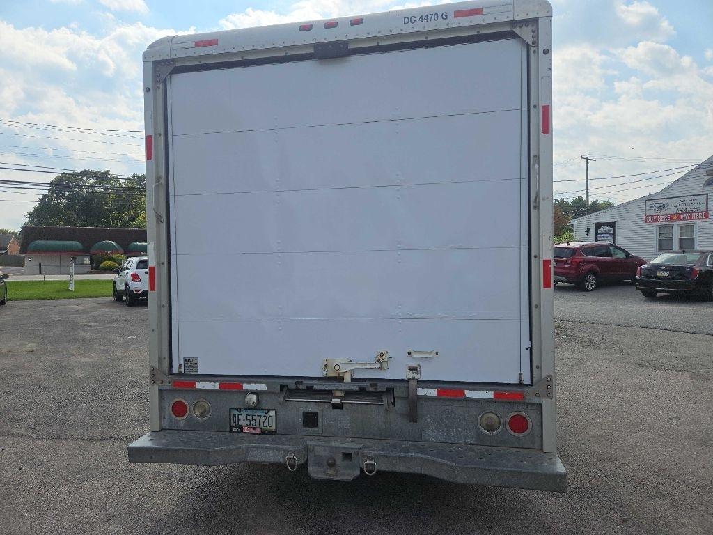 Ford Econoline E450 2012