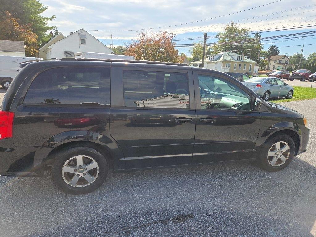 Dodge Grand Caravan SXT 2012