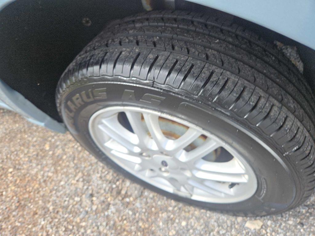 Ford Focus SE Sedan 2009