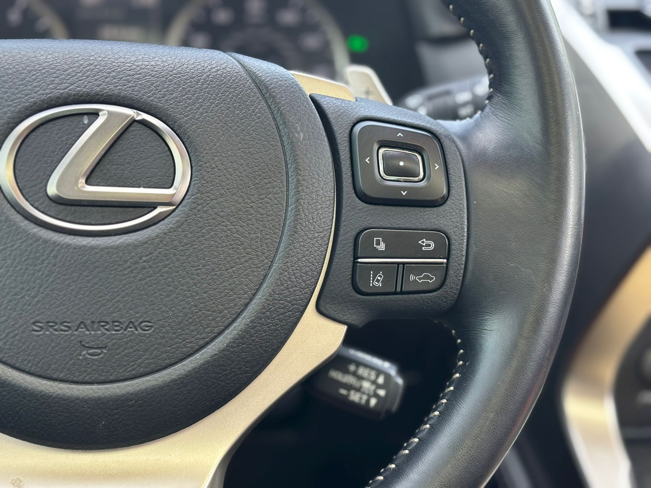 Lexus NX 300 Luxury 2021