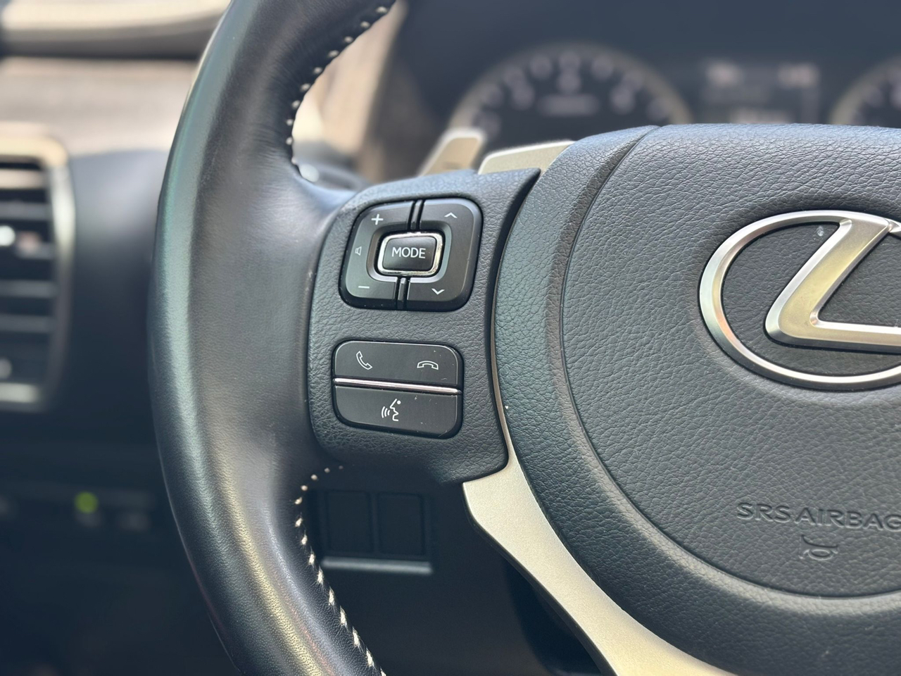 Lexus NX 300 Luxury 2021