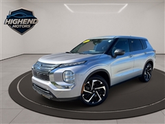 2022 Mitsubishi Outlander  2022 Mitsubishi Outlander