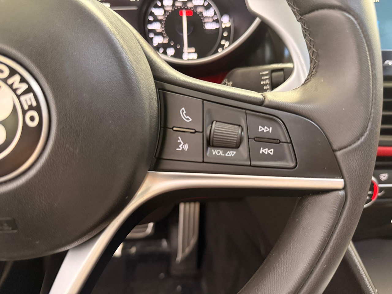 Alfa Romeo Giulia Ti Sport AWD 2019