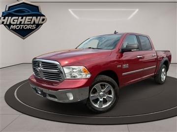 2015 RAM 1500 SLT Crew Cab SWB 4WD