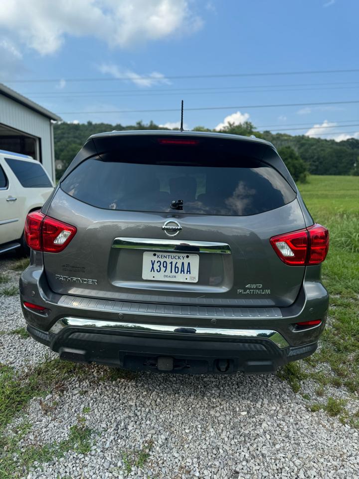 Nissan Pathfinder Platinum 4WD 2017