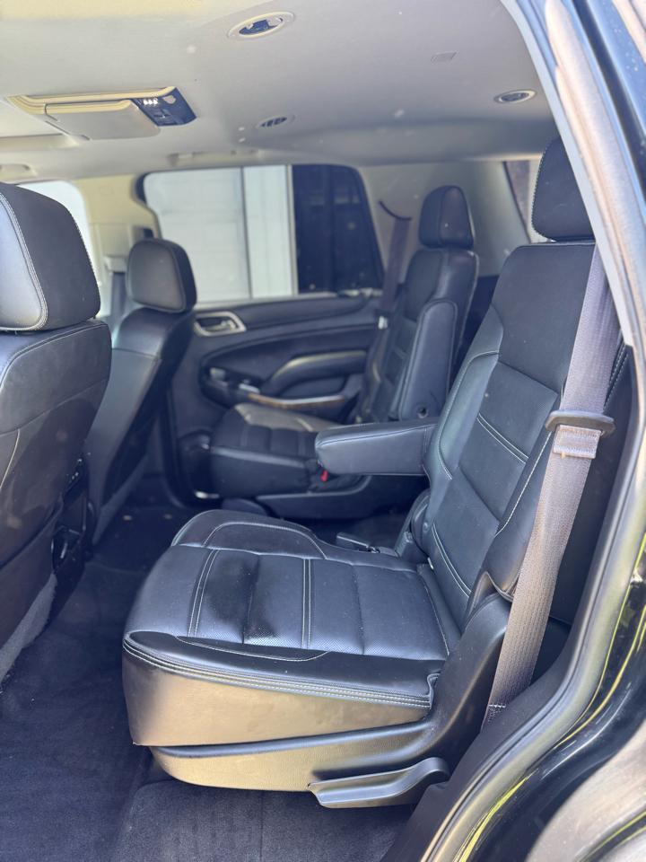 GMC Yukon Denali 4WD 2017