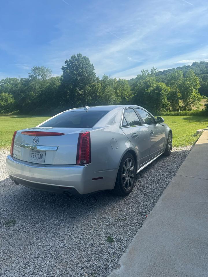 Cadillac CTS Luxury 2012
