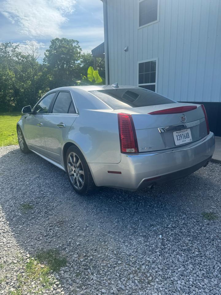 Cadillac CTS Luxury 2012